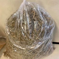 Loose Bagged Quality Hay (Large)
