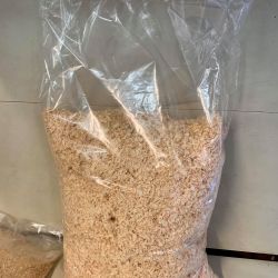 Loose Bagged Quality Wood Shavings/Sawdust (Large)