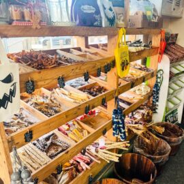 Natural Treats & Chews